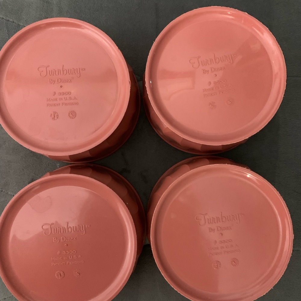 TURNBURY BY DINEX 4 BOWLS MADE IN USA LOT OF VINTAGE MAUVE